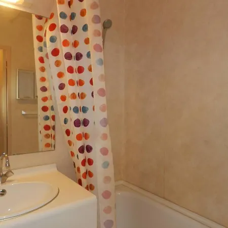 2p Avec Terrasse, Piscine Et Tennis - Acces Direct Plage, Ideal Familles - Fr-1-251-812 Appartement Bormes-les-Mimosas