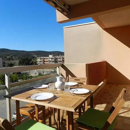 2p Avec Terrasse, Piscine Et Tennis - Acces Direct Plage, Ideal Familles - Fr-1-251-812 Appartement Bormes-les-Mimosas