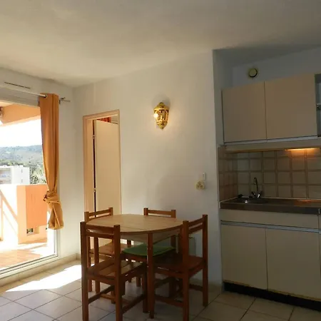 2p Avec Terrasse, Piscine Et Tennis - Acces Direct Plage, Ideal Familles - Fr-1-251-812 Appartement