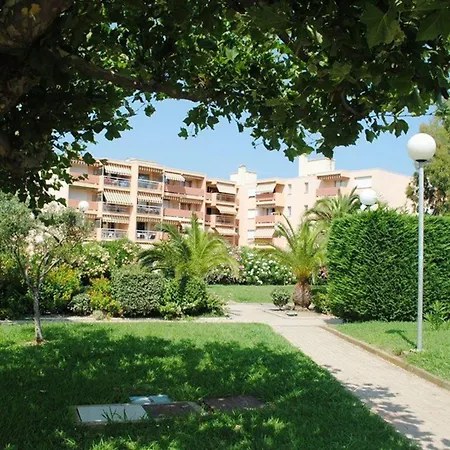 2p Avec Terrasse, Piscine Et Tennis - Acces Direct Plage, Ideal Familles - Fr-1-251-812 *